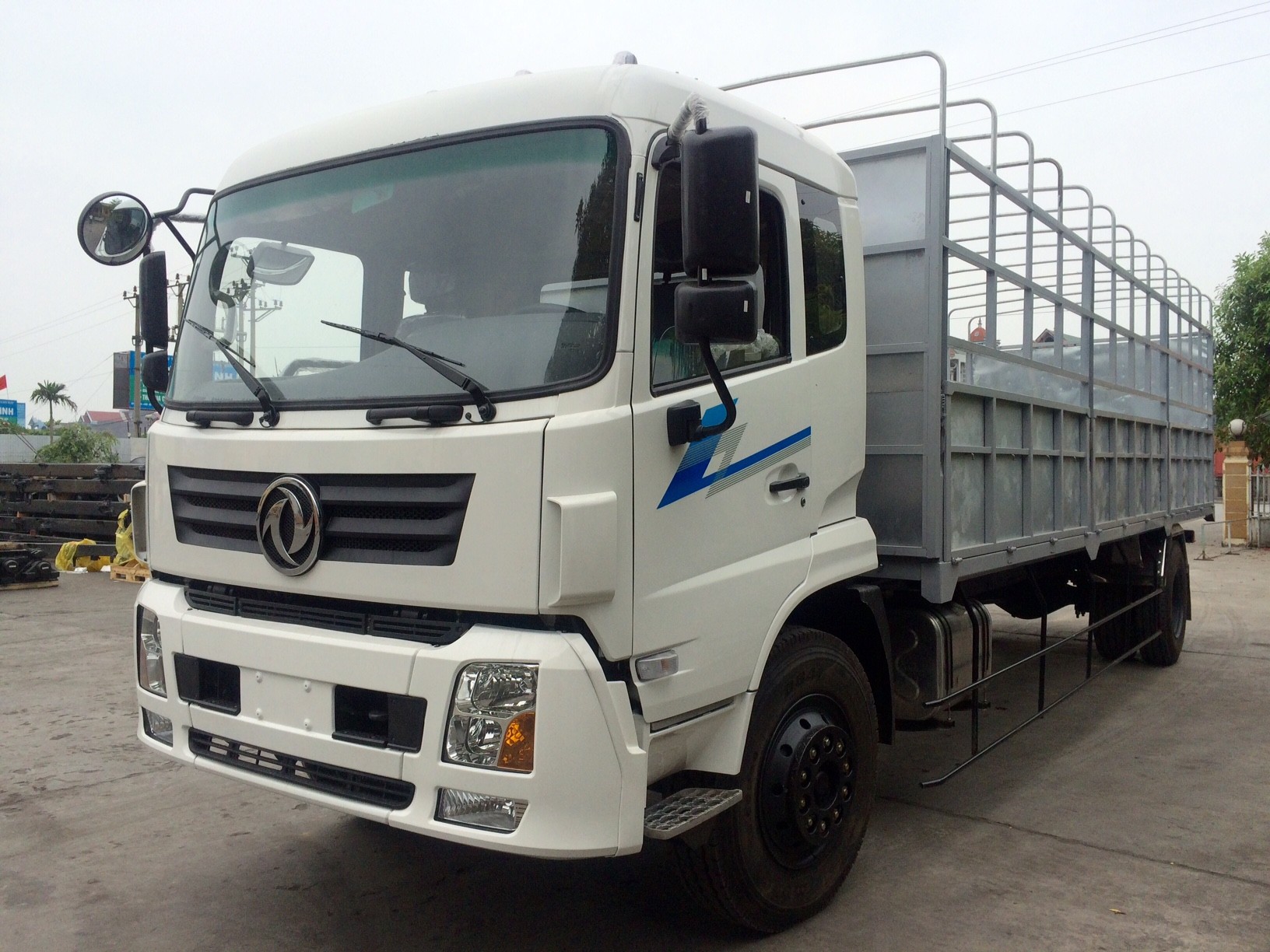 Xe tải thùng Dongfeng Trường Giang tải trọng 8 tấn - Giá rẻ nhất